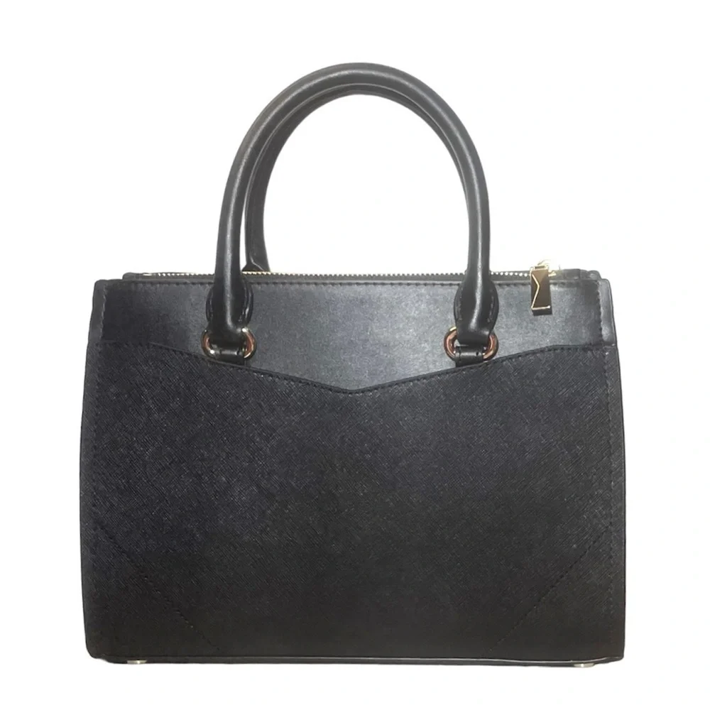 MICHAEL KORS‎ Everly Black Medium Saffiano Leather Satchel. NWT